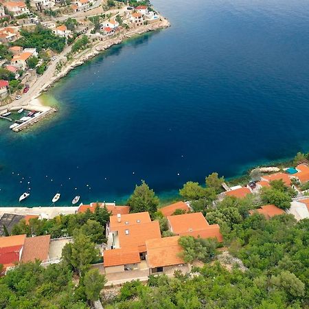 Villa Relax , With Seaview And Two Pools Near Beach Starigrad  Exterior photo