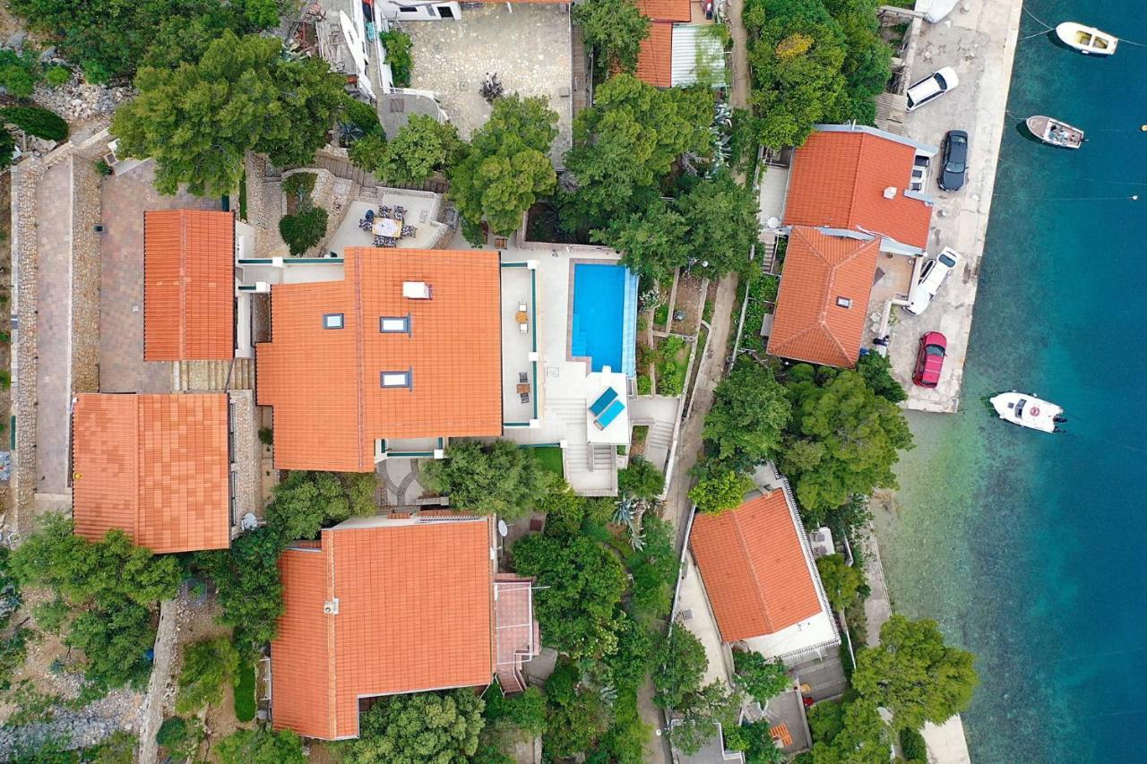 Villa Relax , With Seaview And Two Pools Near Beach Starigrad  Exterior photo